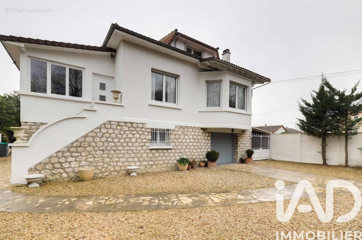 Photo 1 - Maison à YERRES