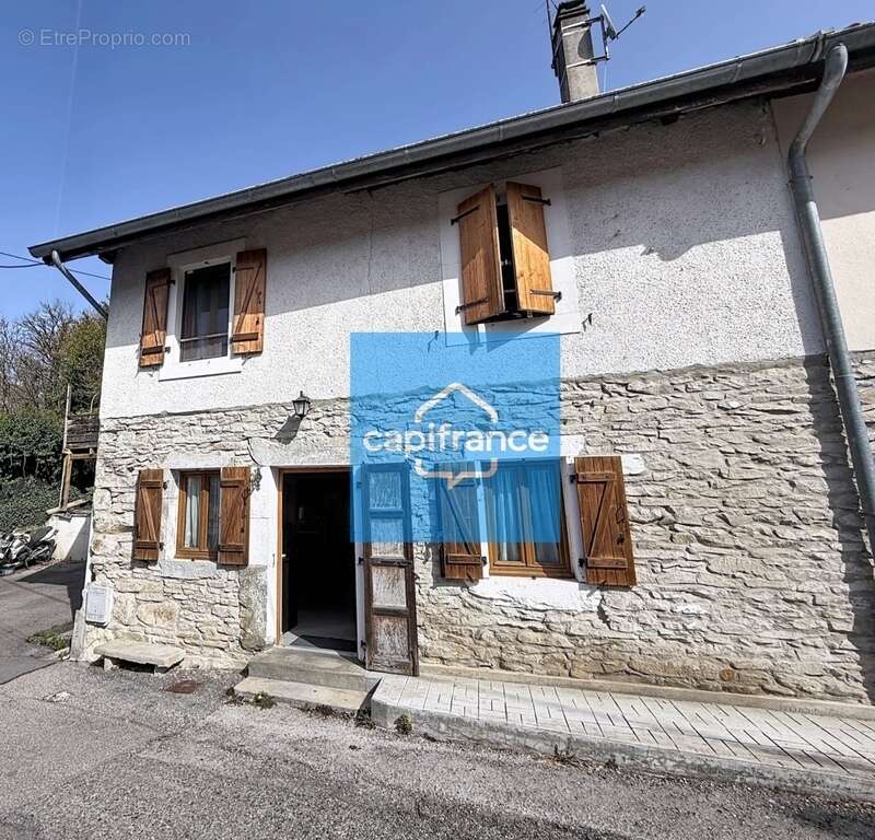 Maison à BONNEVILLE