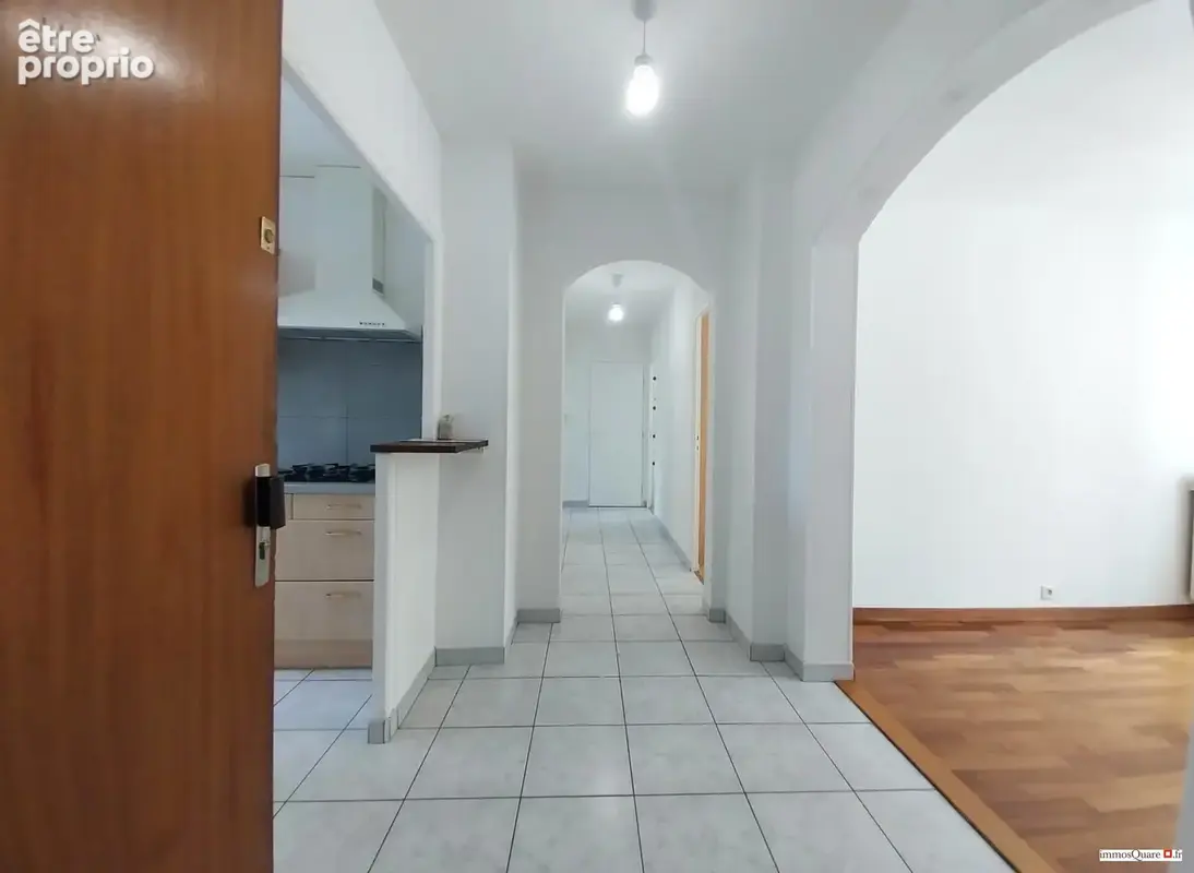 Appartement 72 m² à Saint-Martin-D'heres  - photo 4