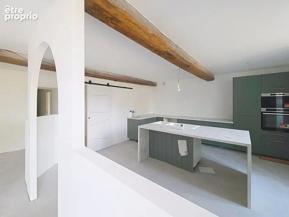 Propriété avec gîte et dépendances - photo 3