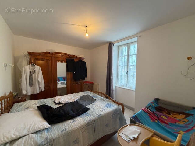 Murs et fonds de bar licence iv avec maison 4 chambres - photo 24