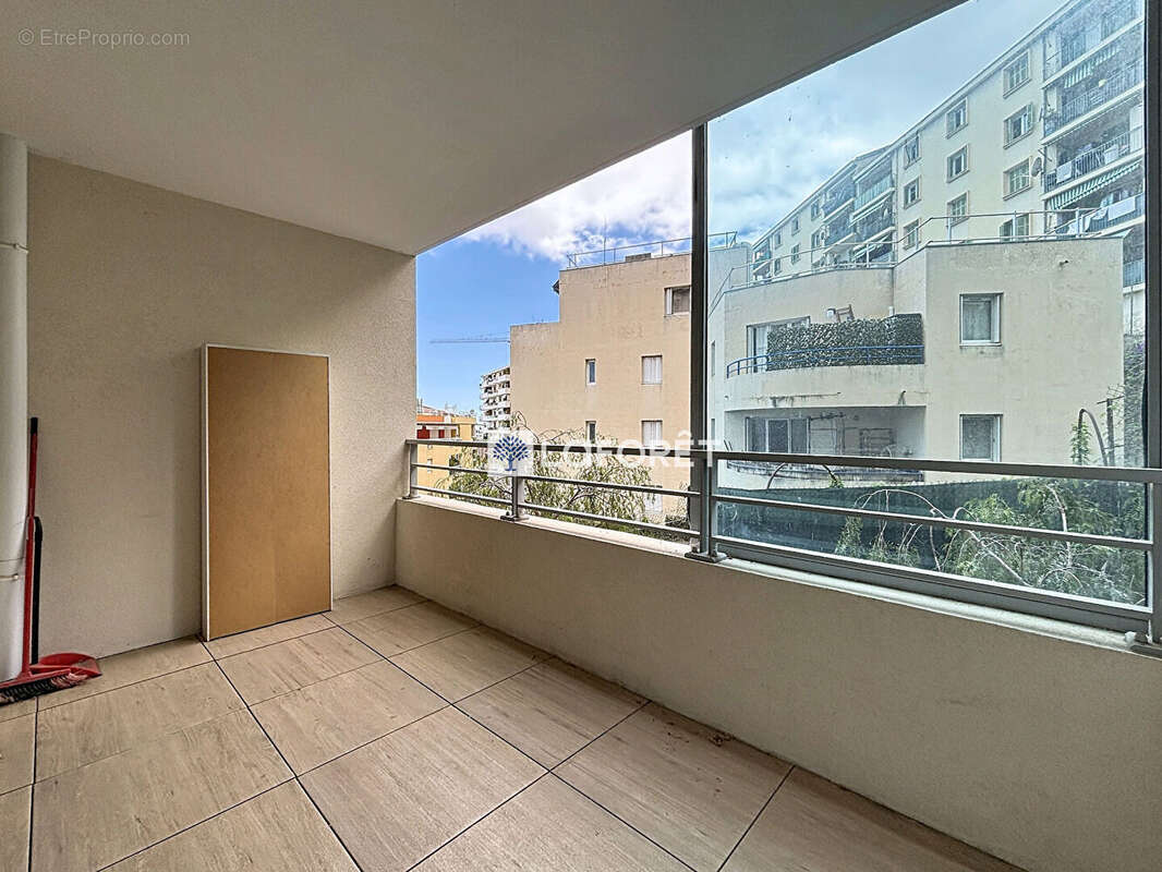 Beausoleil 2 pièces 39.36 m2 - terrasse  et garage fermé - photo 3