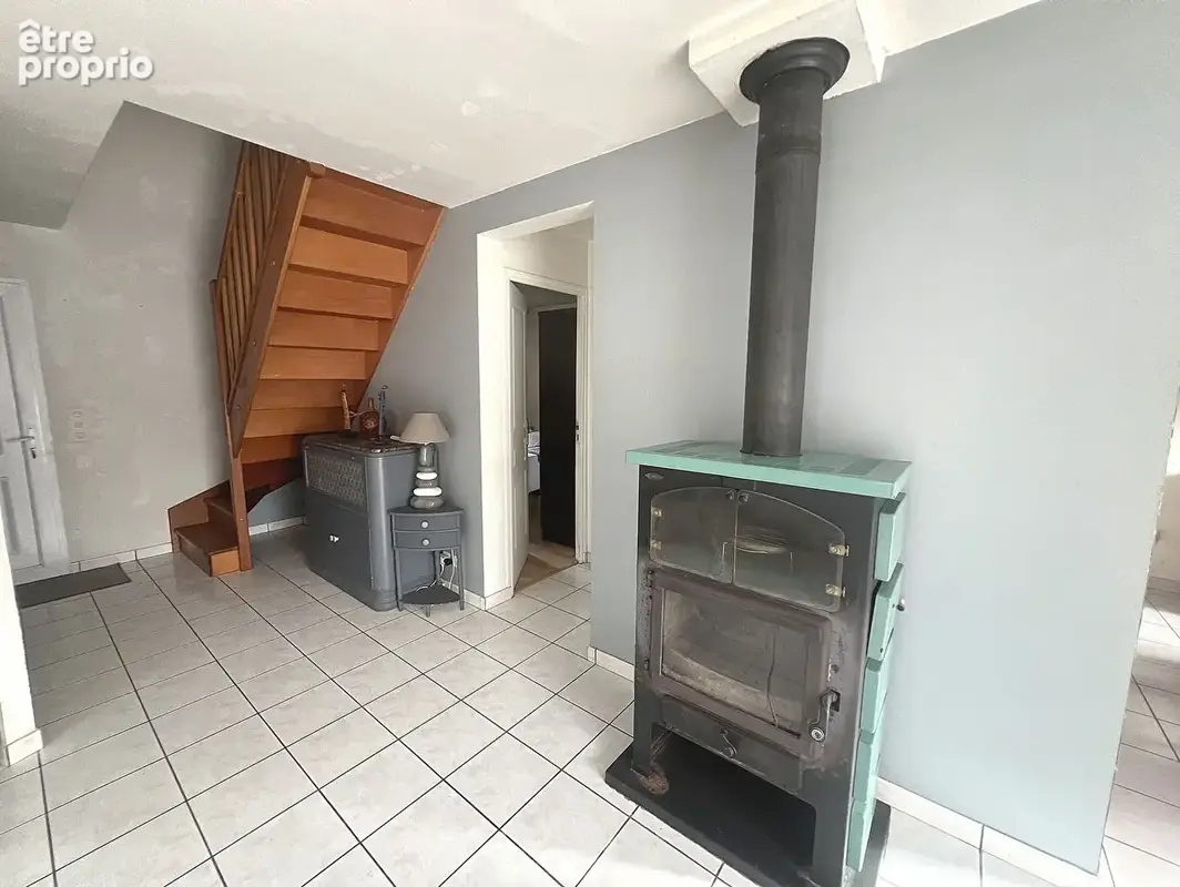Maison de 2001, terrain de 808m2 - photo 8