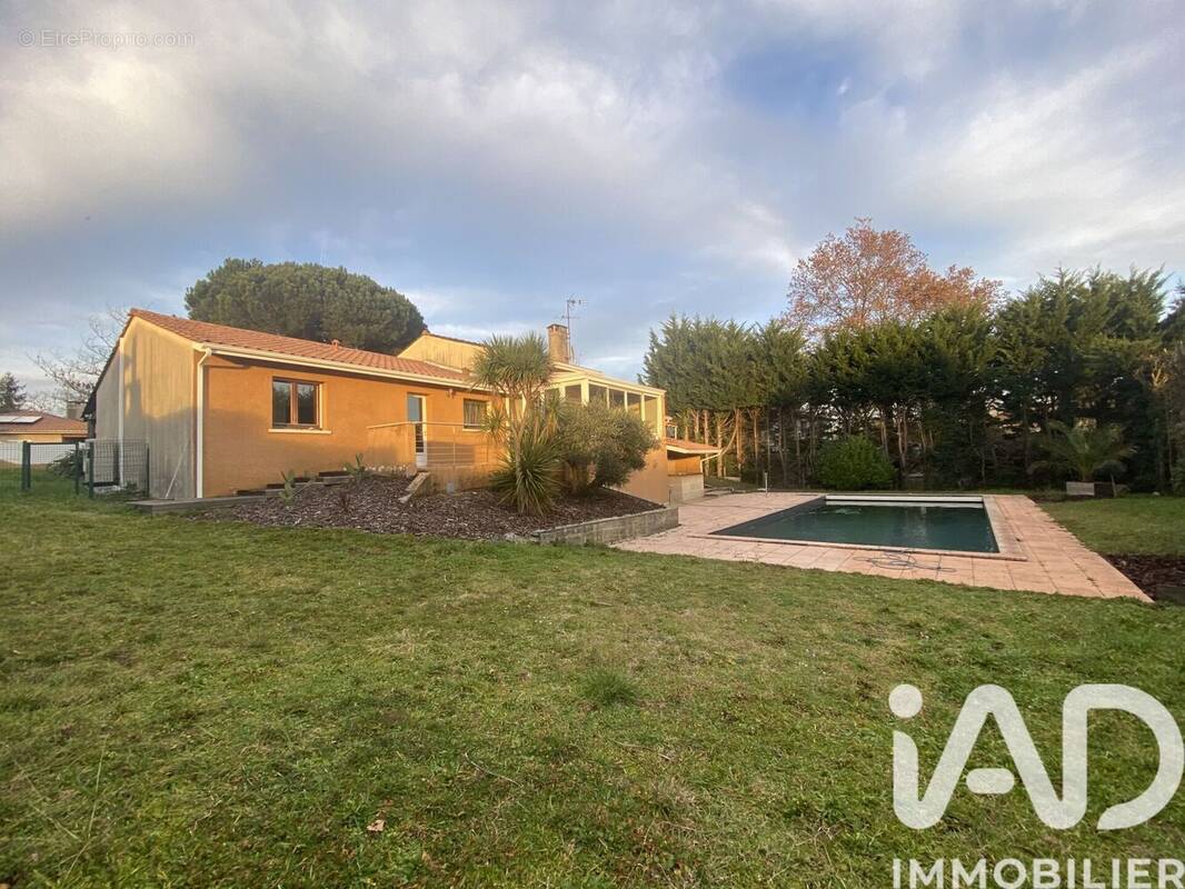 Photo 1 - Maison à SAINT-AUBIN-DE-MEDOC