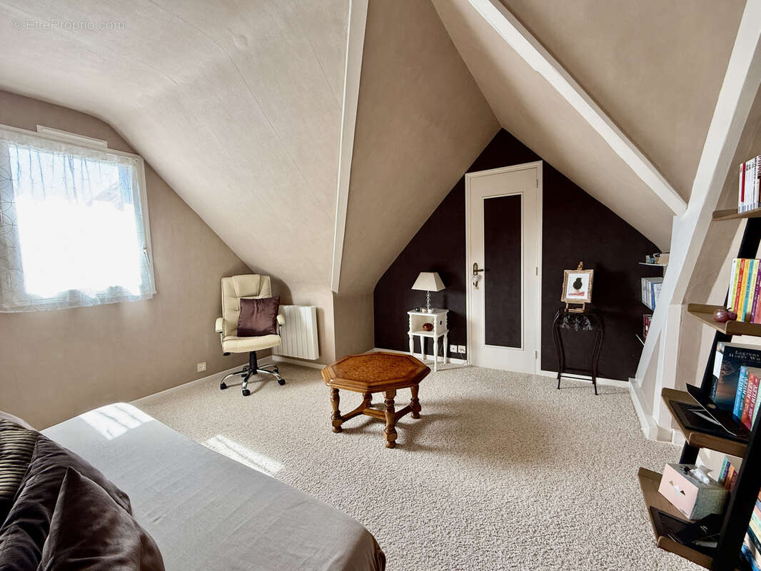 Maison à LA TURBALLE