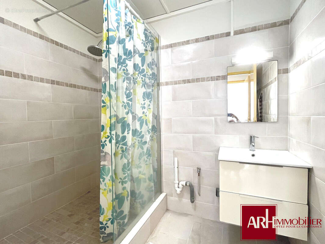Appartement 66 m² à Saint-Paul  - photo 6