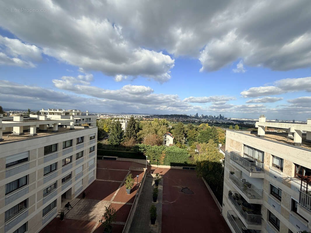 Appartement à GARCHES