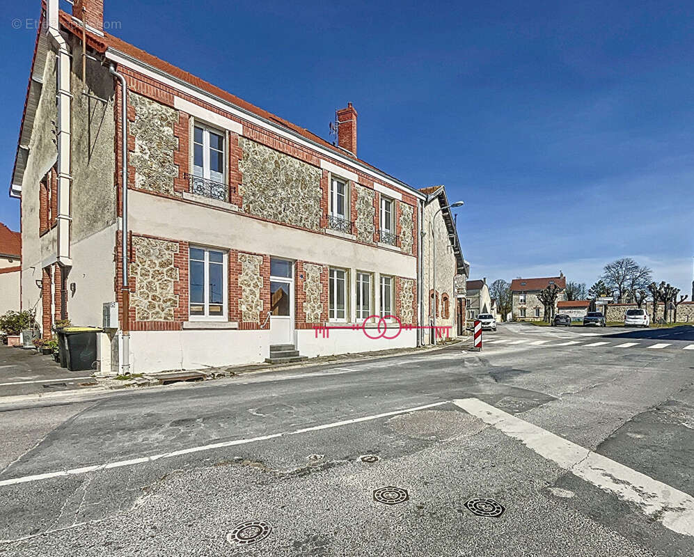 Secteur Witry-lès-Reims, immeuble avec appartements et local commercial - photo 3
