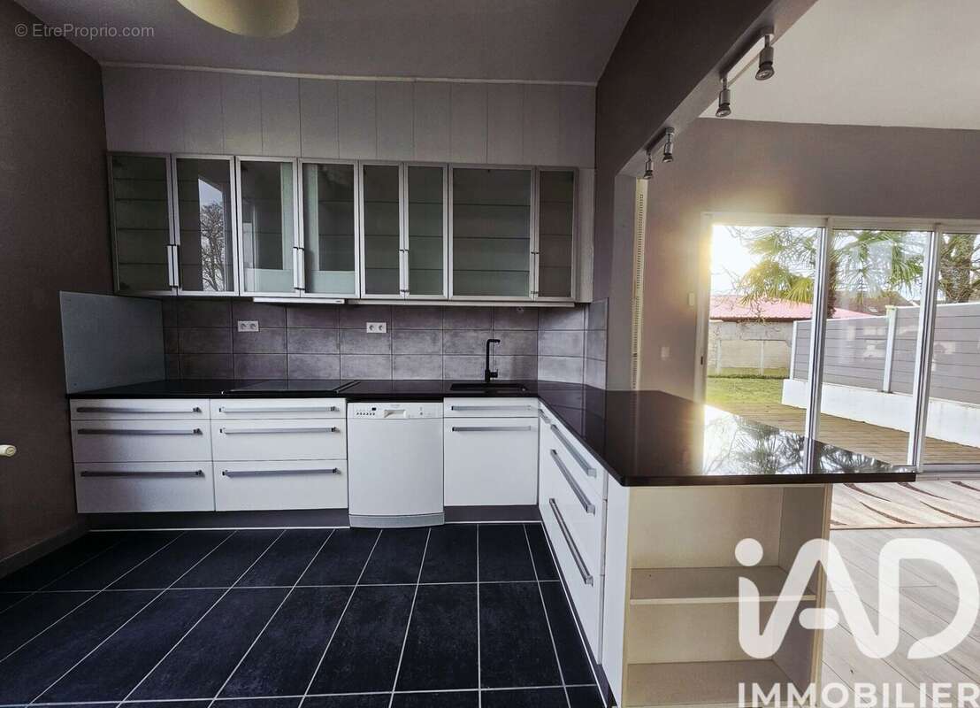 Photo 2 - Maison à MAROLLES-SUR-SEINE