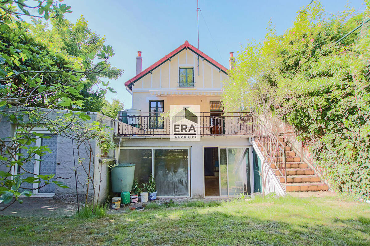 Maison à VITRY-SUR-SEINE