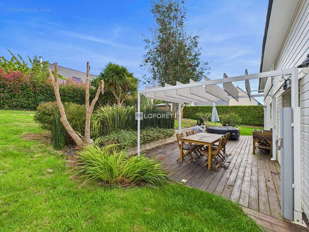 Maison à ERGUE-GABERIC