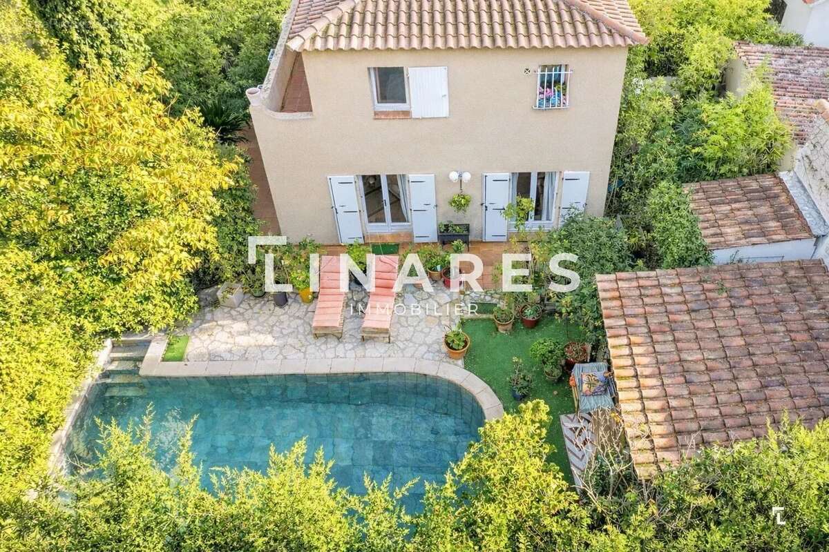 Maison à MARSEILLE-8E