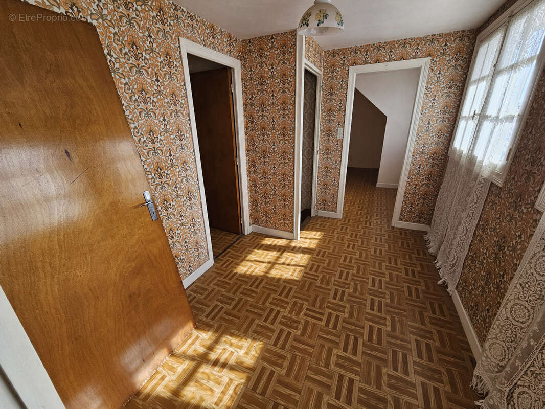 Maison de bourg proche des commerces - photo 9