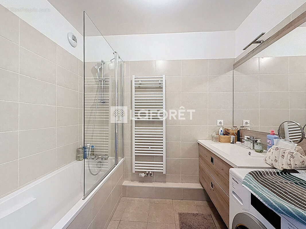 Appartement à LE PLESSIS-ROBINSON