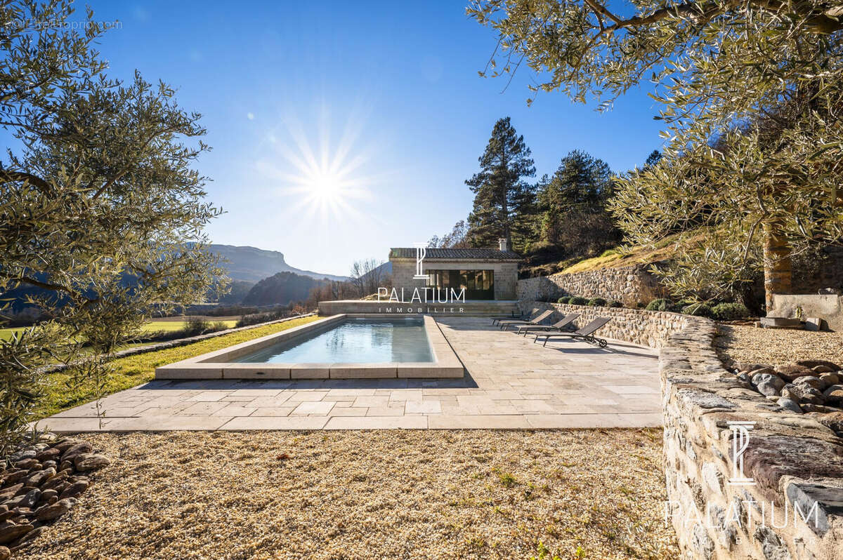 Maison 243 m² à Sisteron  - photo 7