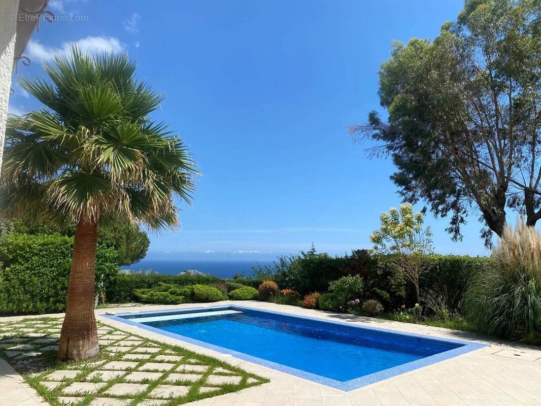 Maison à VILLENEUVE-LOUBET