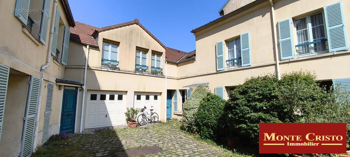 Appartement à VERSAILLES
