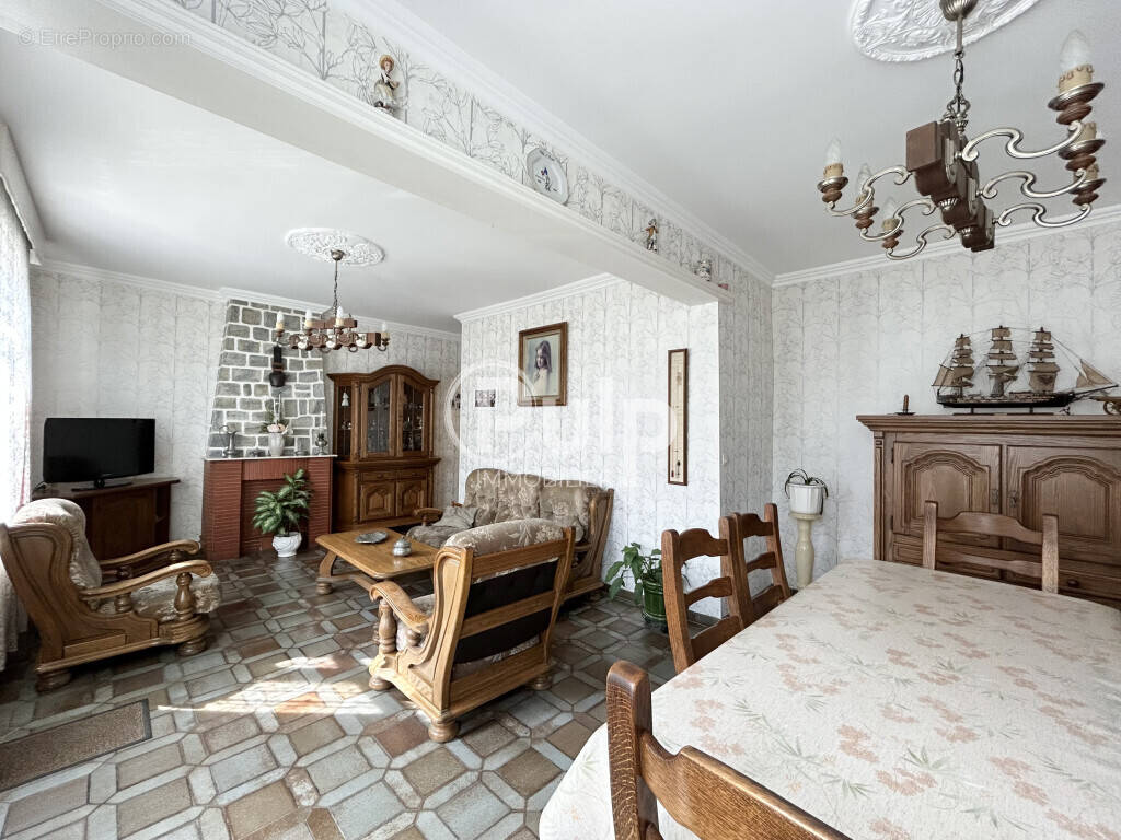 Maison à ISBERGUES
