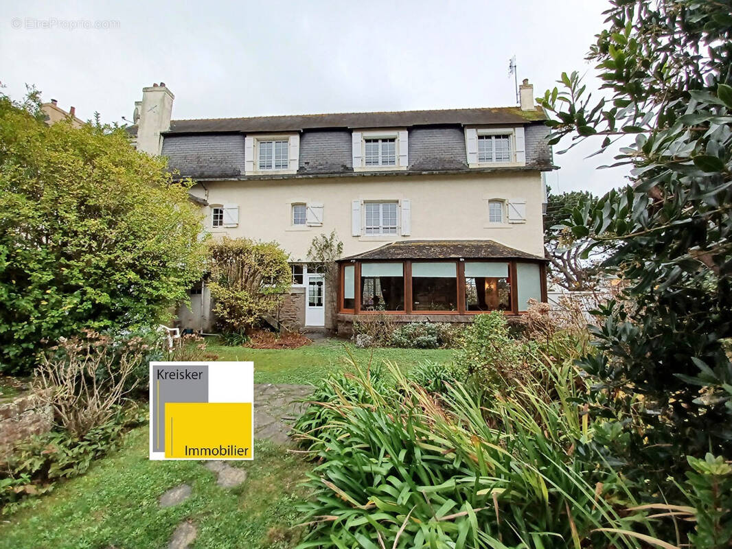 Maison à CARANTEC