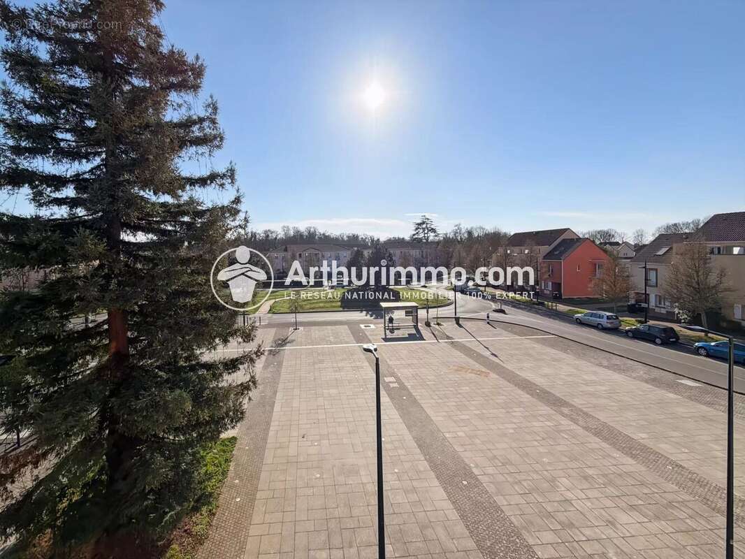 Appartement à SAINT-PIERRE-DU-PERRAY