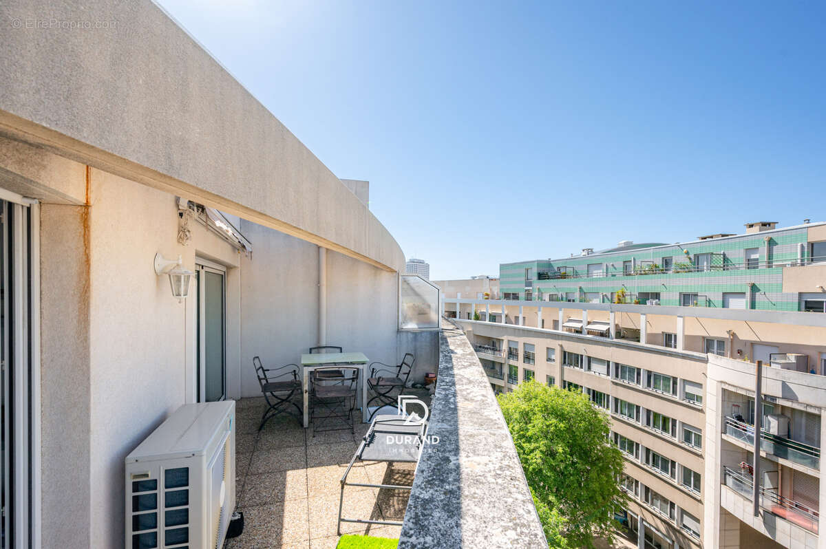 Appartement à MARSEILLE-6E