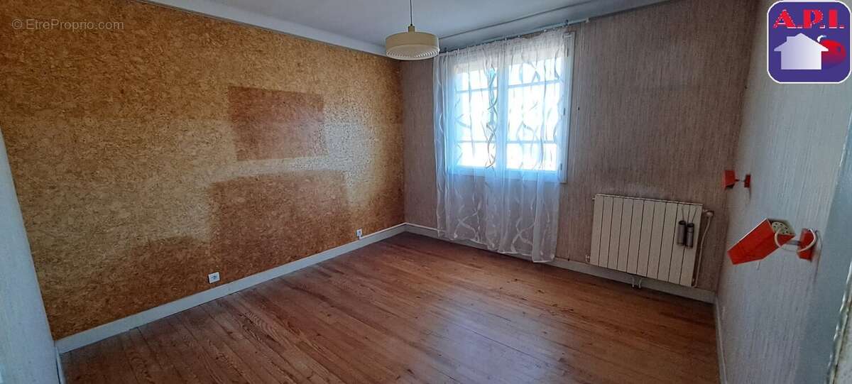 Maison à LA BASTIDE-SUR-L'HERS