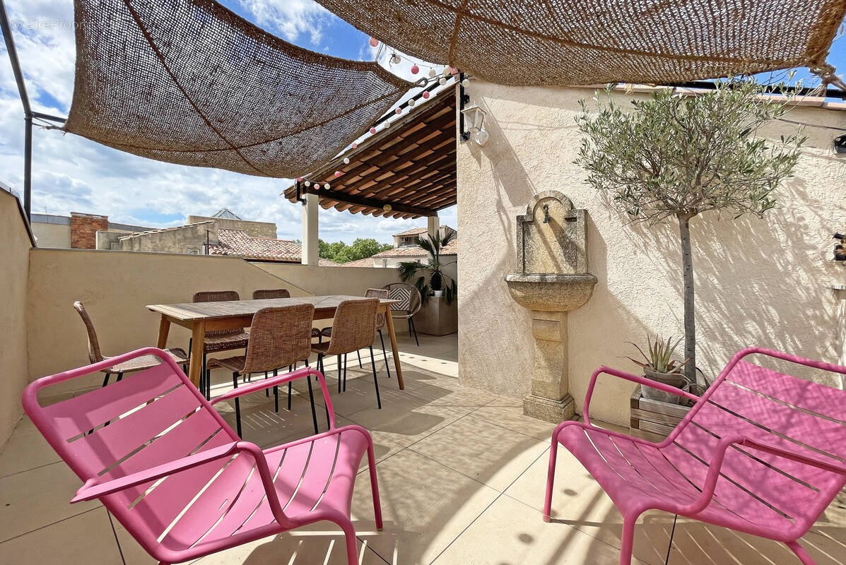 Maison à NIMES