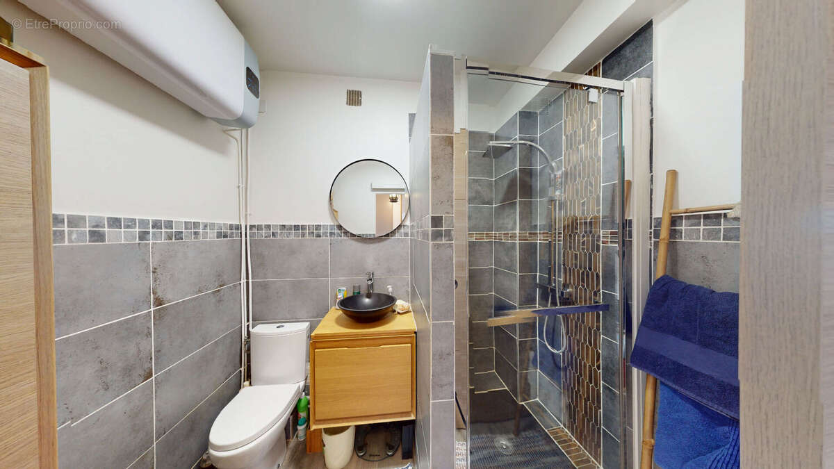 Appartement à VILLENEUVE-LOUBET