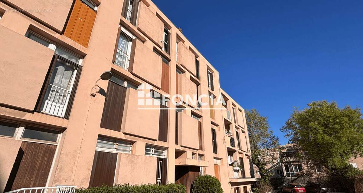 Appartement à MARSEILLE-15E