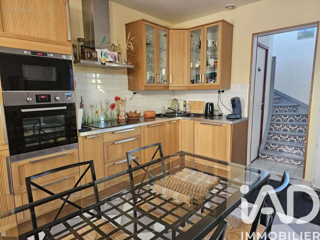 Photo 2 - Maison à MENILLES