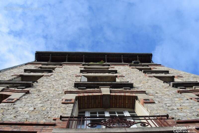 Appartement à ENGHIEN-LES-BAINS