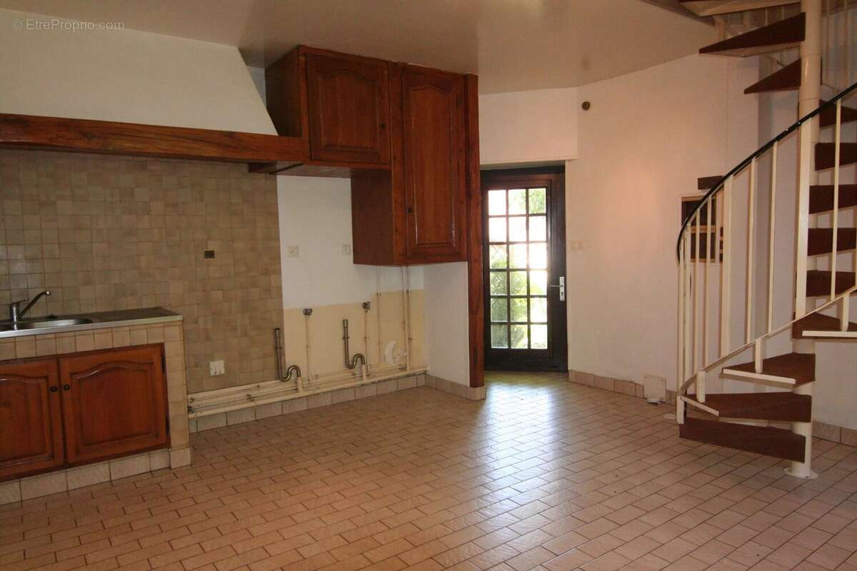 Maison à SAINT-CHERON