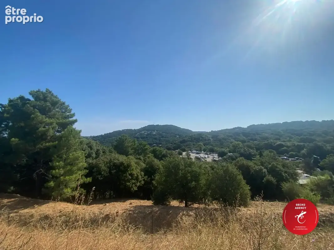 Maison 89 m² à La Garde-Freinet  - photo 3