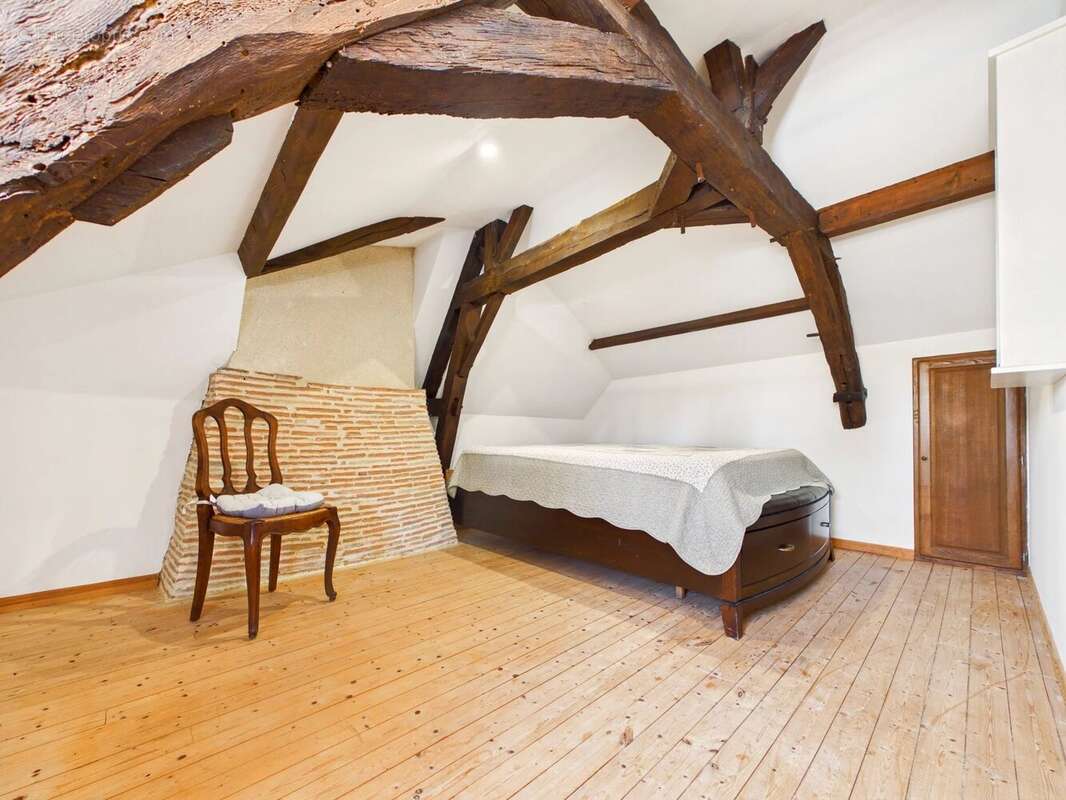 Fabuleuse maison en pierre avec piscine et joli jardin - photo 12