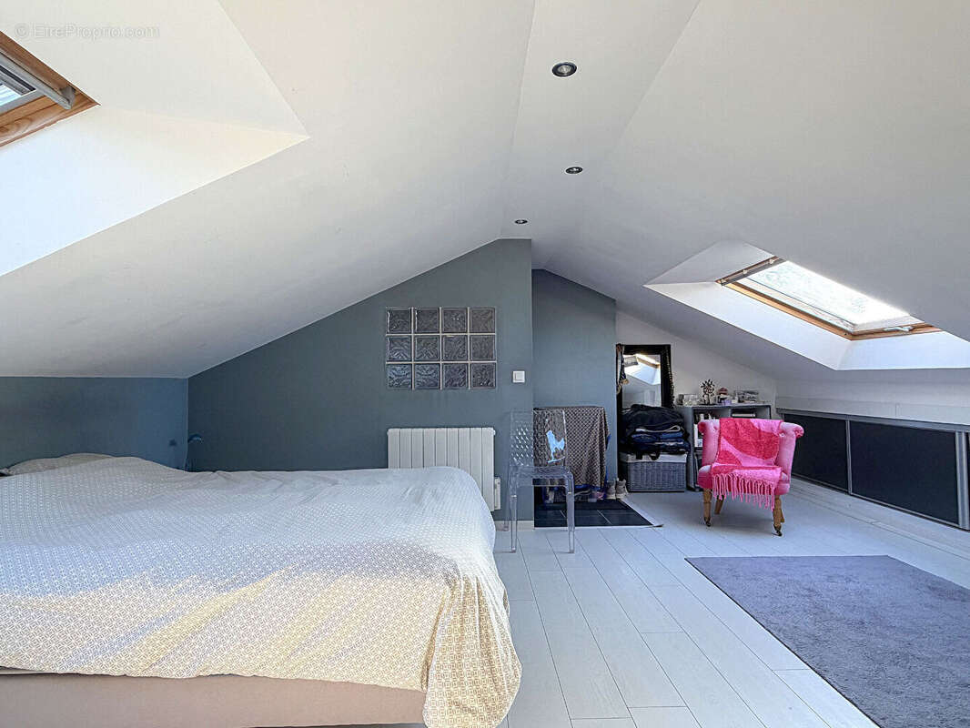 Maison à MONTIGNY-LE-BRETONNEUX