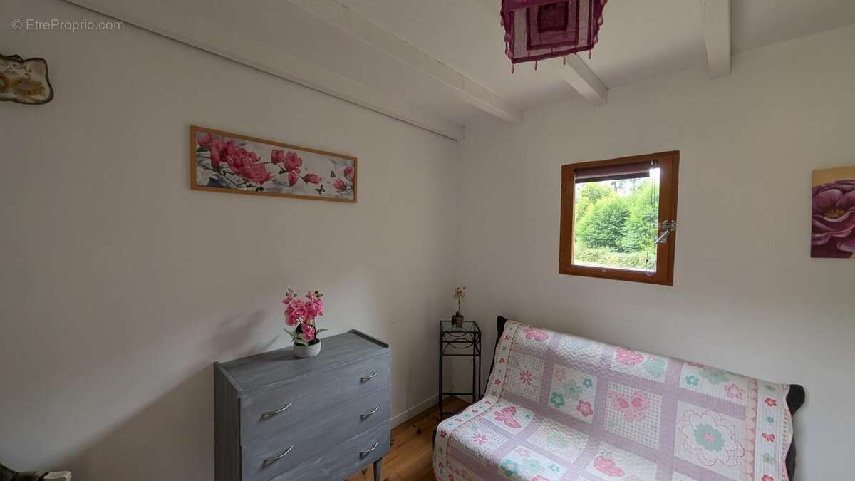 Appartement à SAINT-CLEMENT-DE-VERS