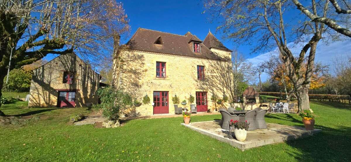 Maison à SAINTE-ALVERE