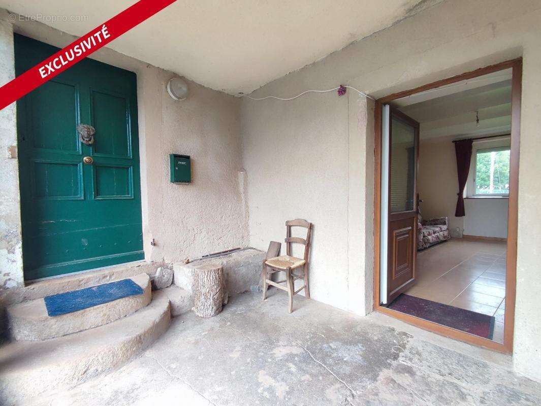 Maison de village 120m2 avec terrasse et garage  - photo 4