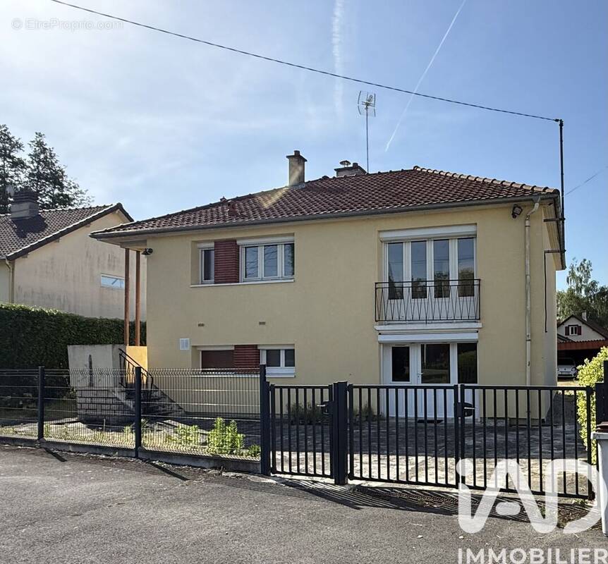 Photo 1 - Maison à COURDEMANGES