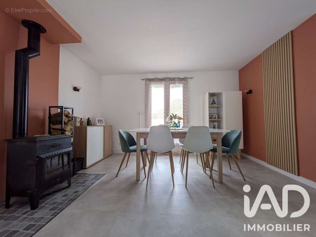 Photo 2 - Maison à CHALLANS