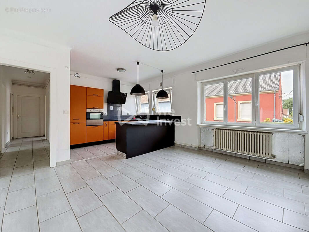 Appartement 87 m² à Talange  - photo 2