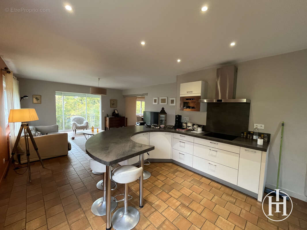 Maison à SAINT-LOUP-DES-CHAUMES