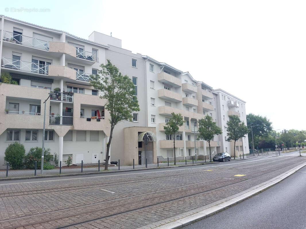 Merignac centre t2 loué - photo 6