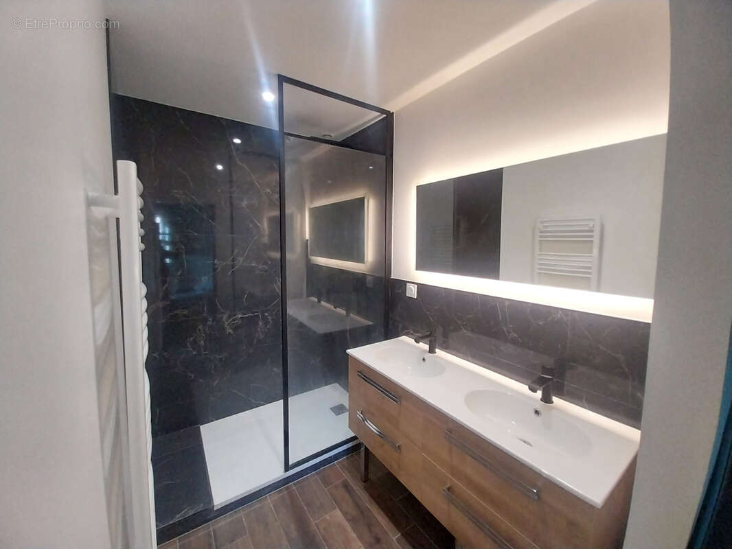 Maison à CASTRES-GIRONDE