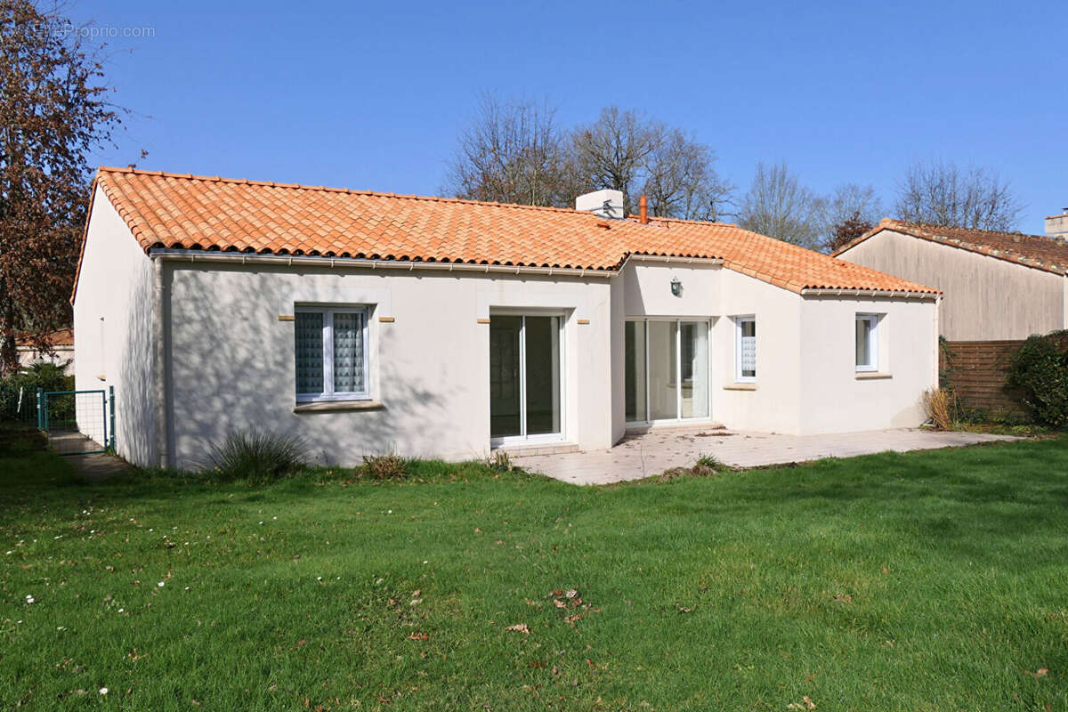 Maison à LES SORINIERES
