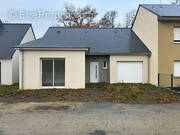 Maison à LE GENEST-SAINT-ISLE