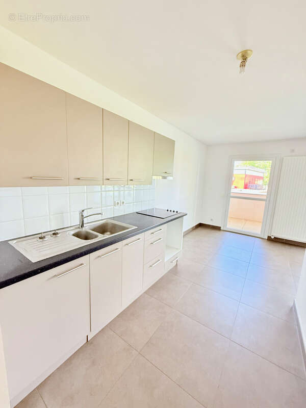 Appartement à FERNEY-VOLTAIRE