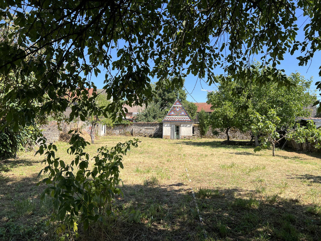 Terrain clos constructible - photo 8