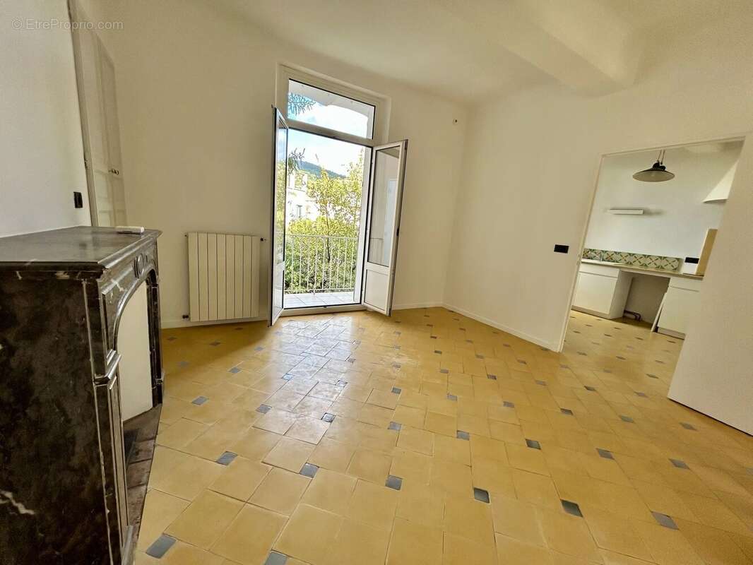 Appartement à DRAGUIGNAN