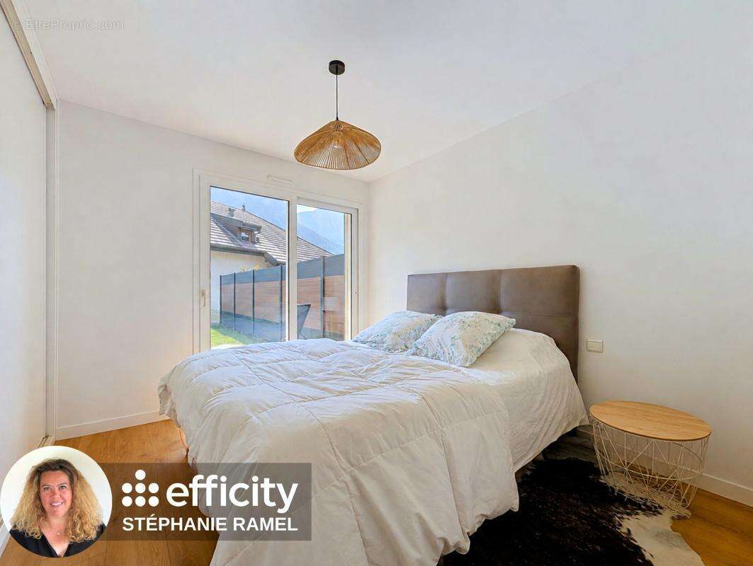 Maison 170 m² à Cluses  - photo 9